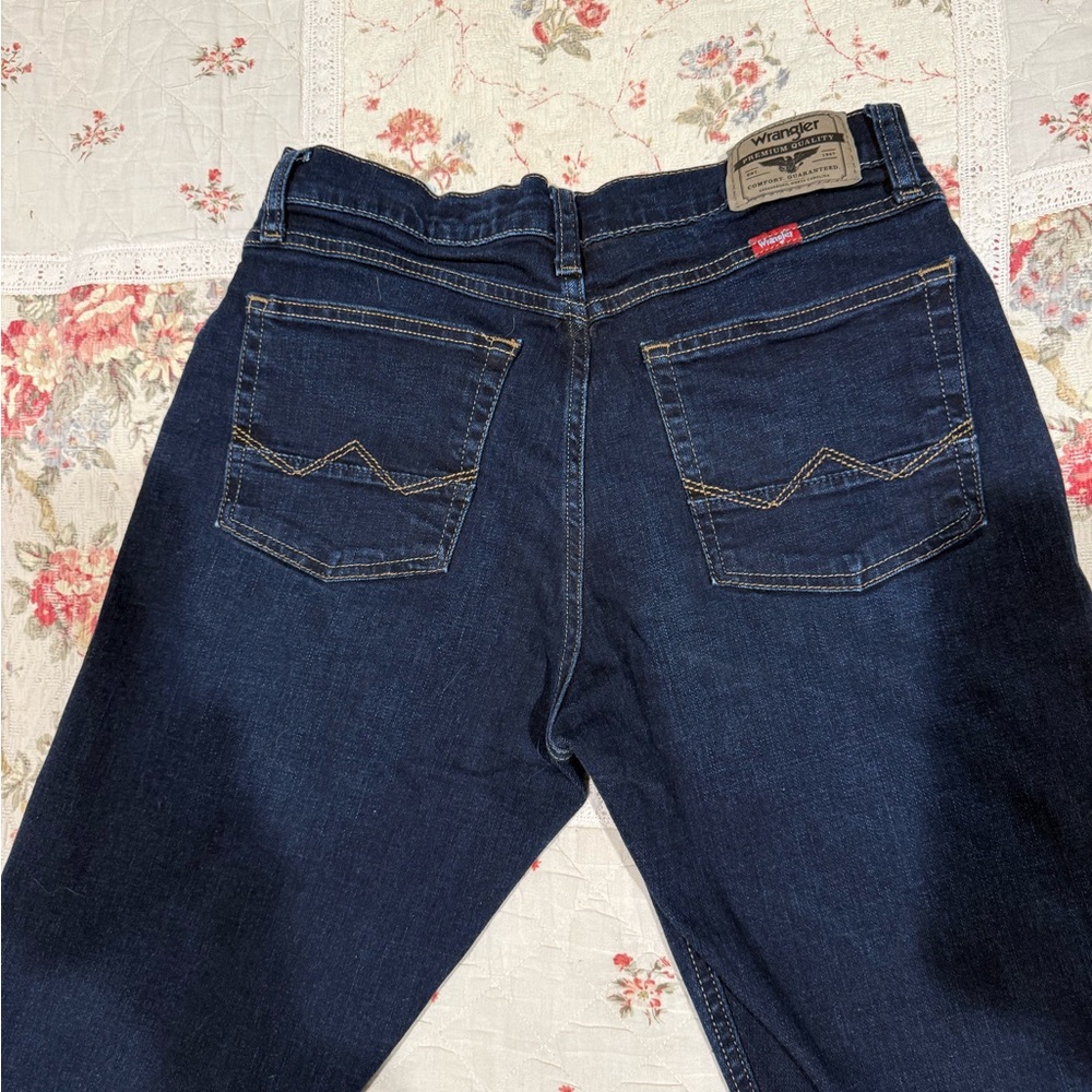 Wrangler Men's Dark Blue Slim Jeans